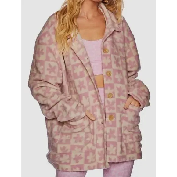 $226 Beach Riot Women's Pink Skye Mod Flower Fleece Shirt Jacket Coat Size M - Picture 1 of 4